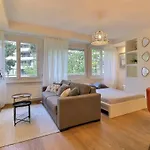 Studio In Champel, 5Min To Ceva